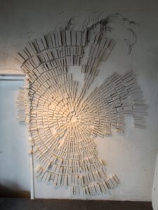 Deadwood gives new life - site-specific installation by Juanma González